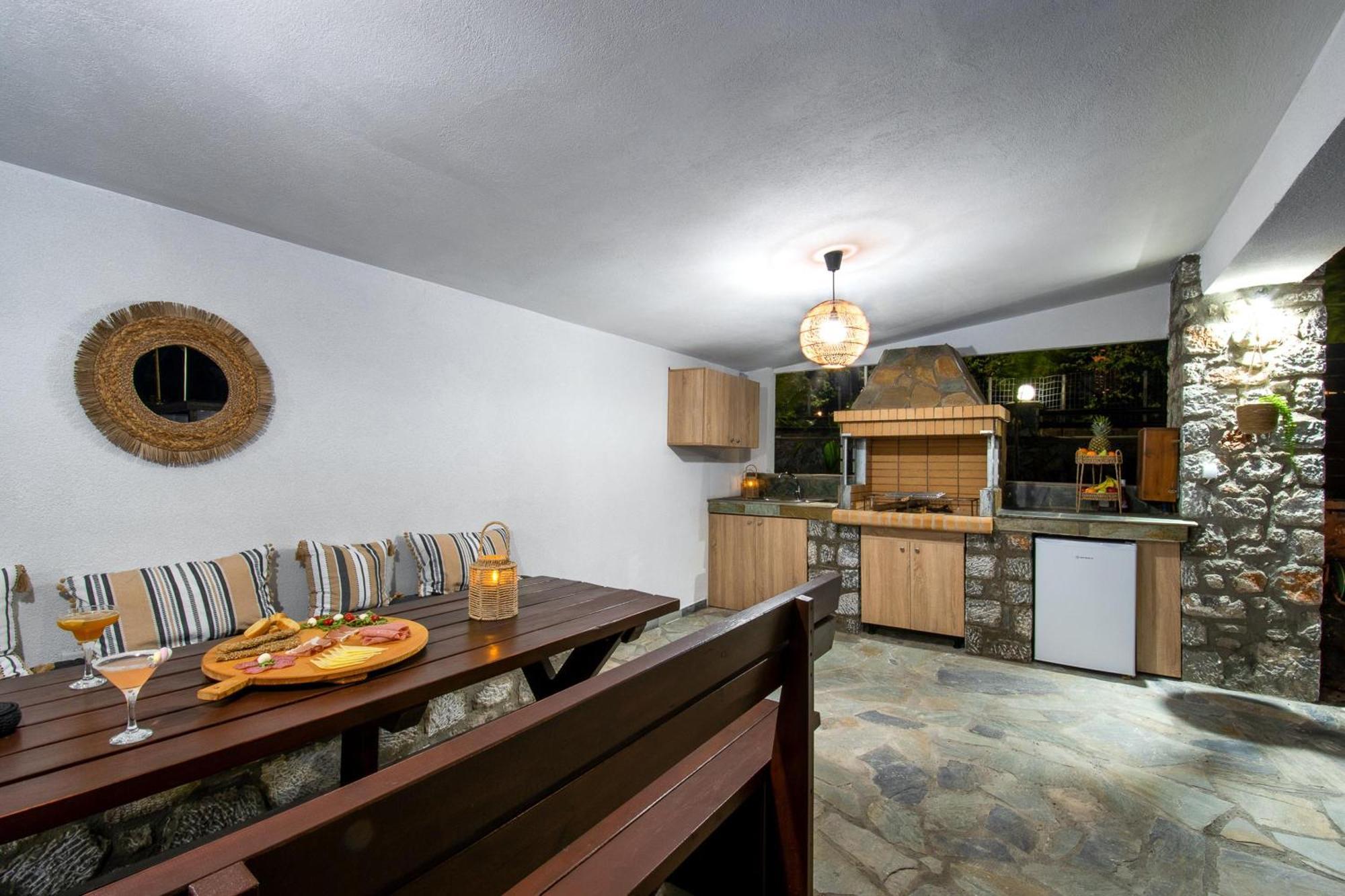 Maripaul Family Villa Lardos Ngoại thất bức ảnh